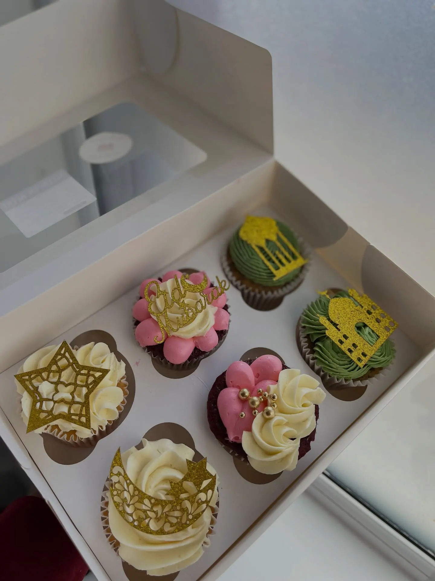 Box of 6 Cupcakes